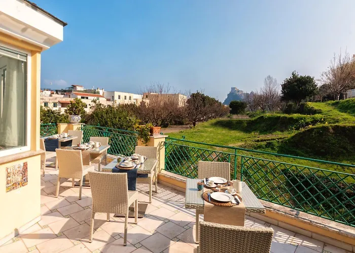 Marcantonio - Ponte Bed and Breakfast 4*