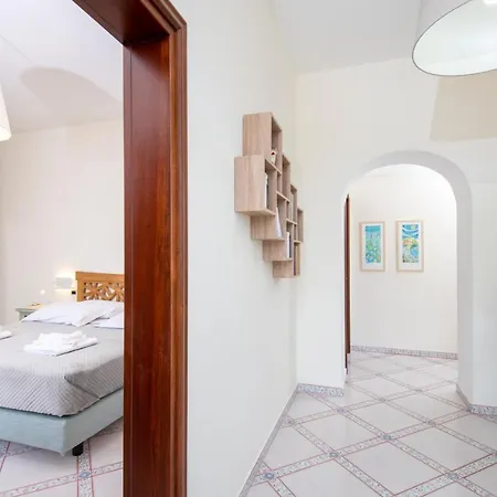 Marcantonio - Ponte Bed & Breakfast 4*